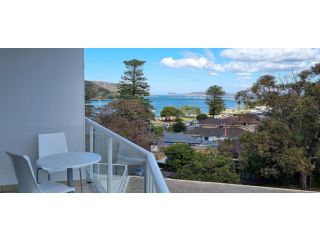 @Sea - Ettalong Beach Apartment, Ettalong Beach - 4