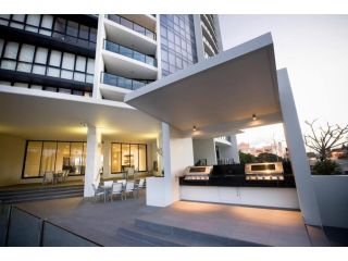 Sea Views Broadbeach Apartment, Gold Coast - 1