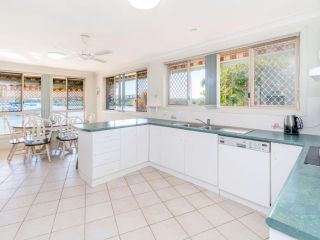 Seachange -Waterfront Apartment, Yamba - 3