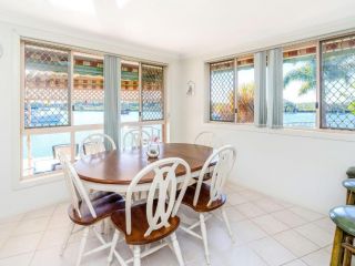 Seachange -Waterfront Apartment, Yamba - 5