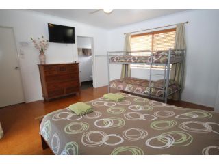 Seaforth Holiday Units Hotel, Queensland - 1