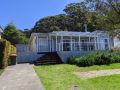 Seagrass Beach House at Hyams 4pm Check Out Sundays Guest house, Hyams Beach - thumb 2