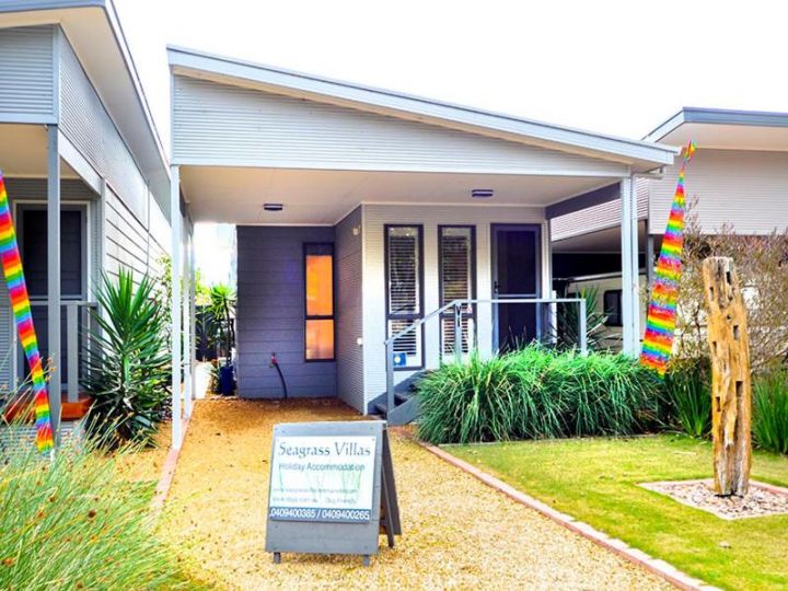 Seagrass Villas dogs by negotiation Bed and breakfast, Normanville - imaginea 8