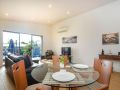 Seagrass Villas dogs by negotiation Bed and breakfast, Normanville - thumb 9