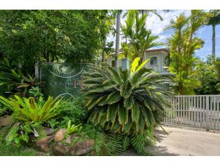 Seascape Holidays Villas on Murphy Street Villa, Port Douglas - 1