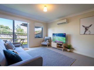 Seaside Hideaway Kiama - Sustainable Stay! Apartment, Kiama - 3