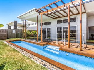 Seaside Pacific Beach House Guest house, Casuarina - 1