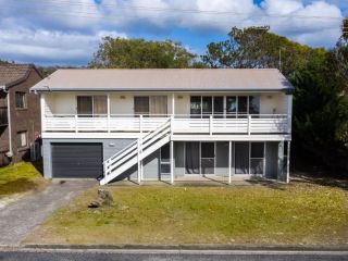 Seaview Getaway Guest house, Dunbogan - 2