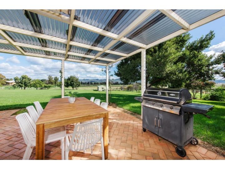 Secluded Home with BBQ, Idyllic Views Over Mudgee Guest house, Mudgee - imaginea 1