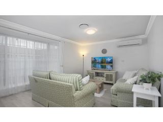 Shore Fun - Ettalong Beach Guest house, Ettalong Beach - 4