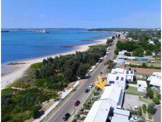 Silver Beach Penthouse Apartment, New South Wales - 1