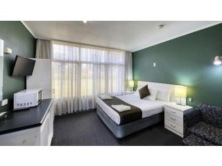 Silver Oaks Motel Hotel, Gilgandra - 3