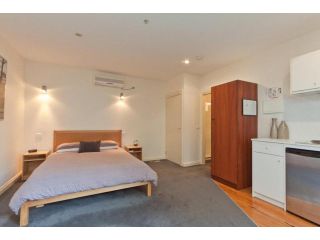 Sixty Two On Grey Serviced Apartments Aparthotel, Melbourne - 4