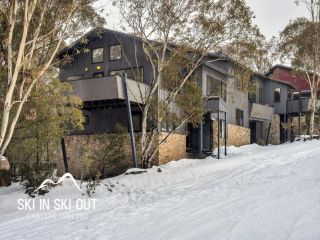 Ski In Ski Out 1 Chalet, Thredbo - 2