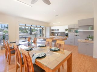 Sky Quay 8 3 Bedroom Apartment, Yamba - 5