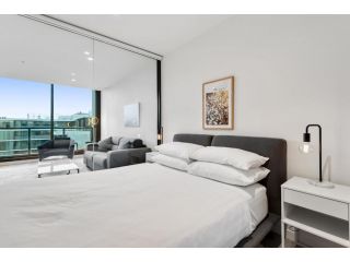 Sleek 1-Bed Apartment with BBQ and Gym Access Apartment, Melbourne - 3