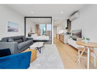 Sleek 1-Bed Apartment with BBQ and Gym Access Apartment, Melbourne - 2