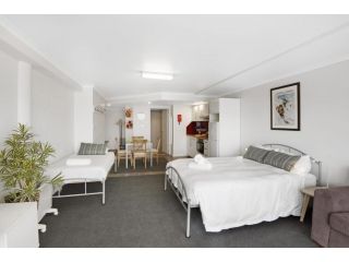 Snowy Studio - Jindabyne Guest house, Jindabyne - 2