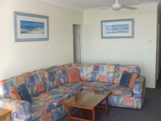 South Pacific, Unit 2/13-15 Shoal Bay Road Apartment, Shoal Bay - 5