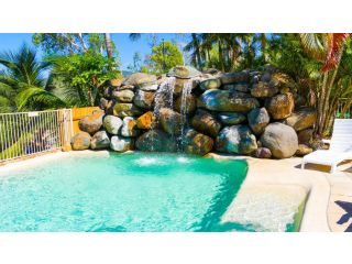 Spa Haven 17A Apartment, Airlie Beach - 1