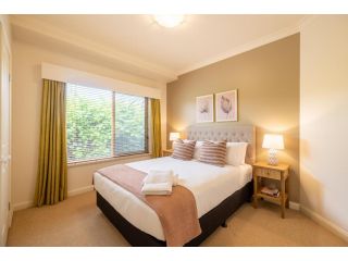 Spacious Mudgee Getaway, Great Entertaining Space Guest house, Mudgee - 3