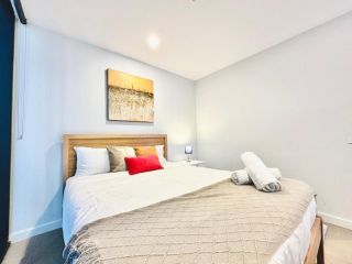 Spectacular High level 2BR apt in Melbourne CBD Apartment, Melbourne - 3