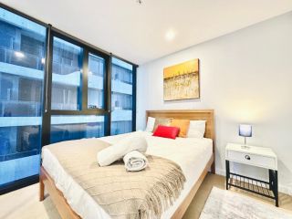 Spectacular High level 2BR apt in Melbourne CBD Apartment, Melbourne - 4