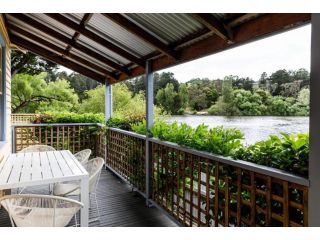 Splinters Cottage - Lakeside Retreat Guest house, Daylesford - 4