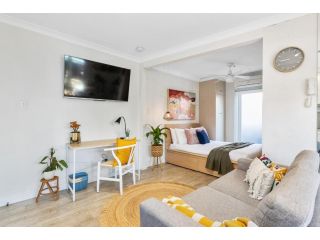 St Kilda Stylish Studio Apartment Apartment, Melbourne - 2