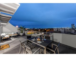 StayCentral - Moonee Ponds Penthouse Apartment, Melbourne - 2