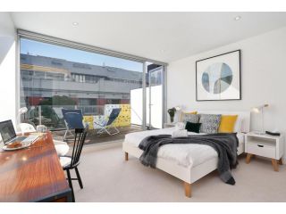 StayCentral - Collingwood Penthouse on Oxford Apartment, Melbourne - 2