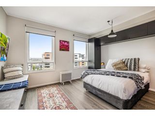 Studio Apartment near University and Dining Apartment, Melbourne - 1