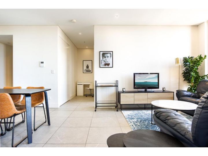 Stylish Unit with Balcony View near River and Park Apartment, Sydney - imaginea 6