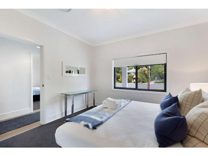 Stylish 3-Bed Bungalow in Prime Location Guest house, Mudgee - imaginea 18