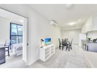 Stylish & Cozy 2BR Apt on Collins with City Views Apartment, Melbourne - 5