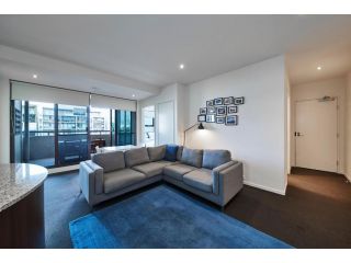 STYLISH PORT MELBOURNE APARTMENT Apartment, Melbourne - 1