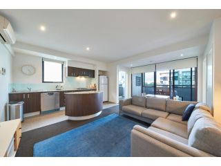 STYLISH PORT MELBOURNE APARTMENT Apartment, Melbourne - 4