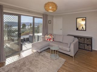 Summit 9 - Modern and stylish newly renovated apartment Guest house, Jindabyne - 2