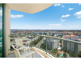 Sun City Resort managed by GCHS Apartment, Gold Coast - 3