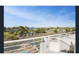 Sundeck Gardens Aparthotel, Maroochydore - 3