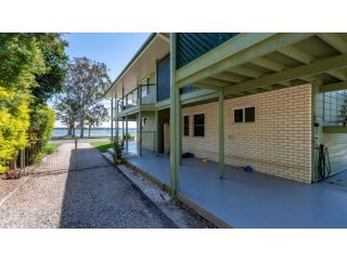 Sunsets from your front patio - Sylvan Beach Esp, Bellara Guest house, Bellara - 2