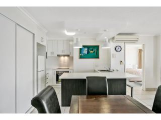 Surfers Beachside Holiday Apartments Aparthotel, Gold Coast - 5