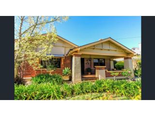 Ambrosia Holiday Home Guest house, Tanunda - 2