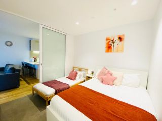 The Escape in Southern Cross Station Apartment, Melbourne - 3