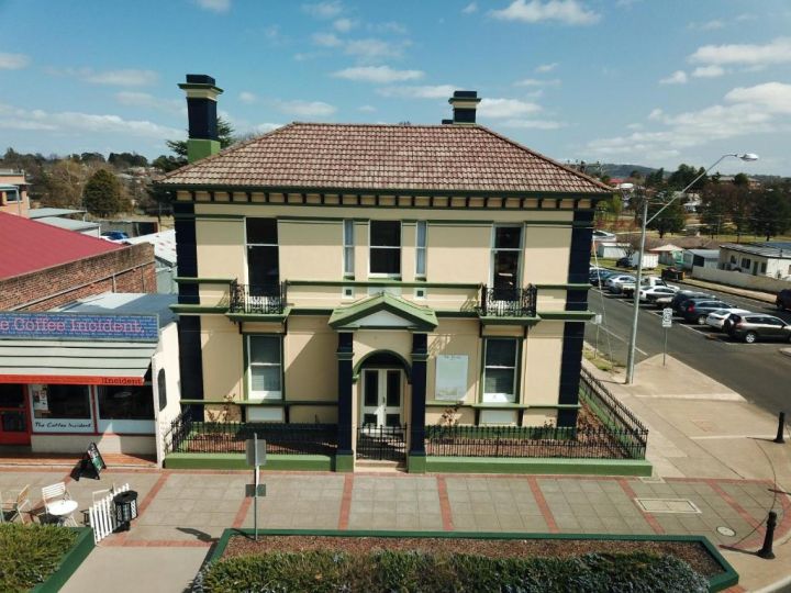 The Bank Guesthouse Glen Innes Bed and breakfast, Glen Innes - imaginea 2