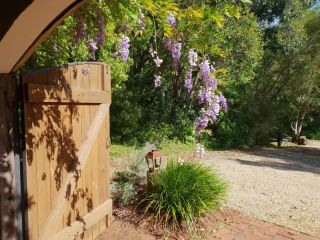 The Barn Guest house, Bangalow - 3