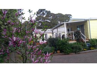 The Best Exotic Magnolia Cottage Guest house, Bundanoon - 1