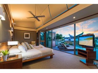 The Blue Marlin Yacht Club Villa 6 On Hamilton Island Guest house, Hamilton Island - 3