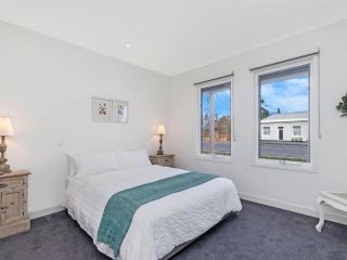 The Craic Guest house, Port Fairy - 1