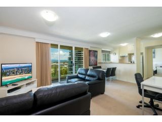 The Crest Apartments Aparthotel, Gold Coast - 4